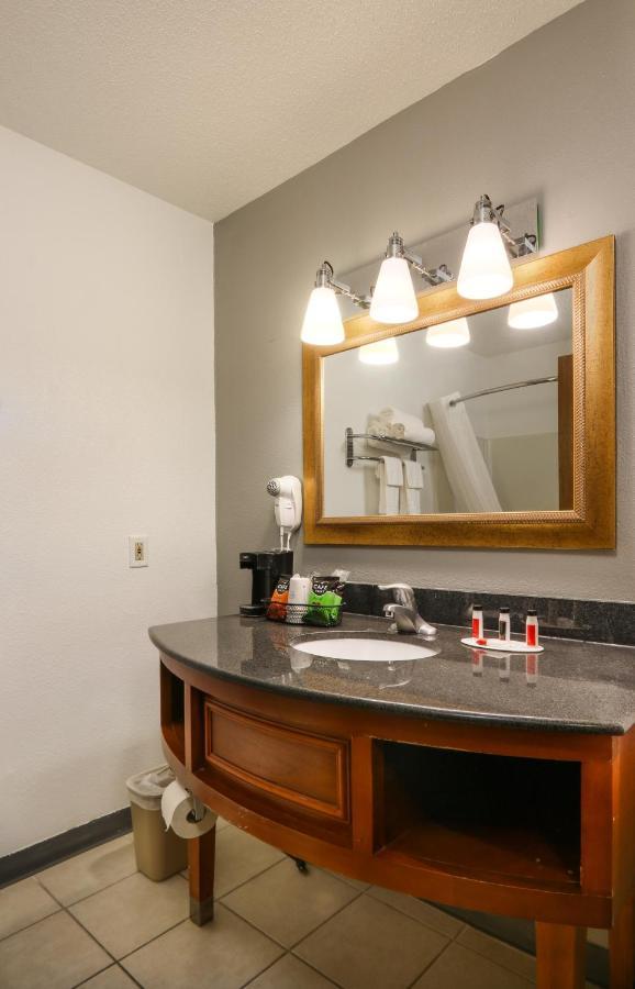 Bliss Point Inn & Suites New Buffalo Eksteriør billede