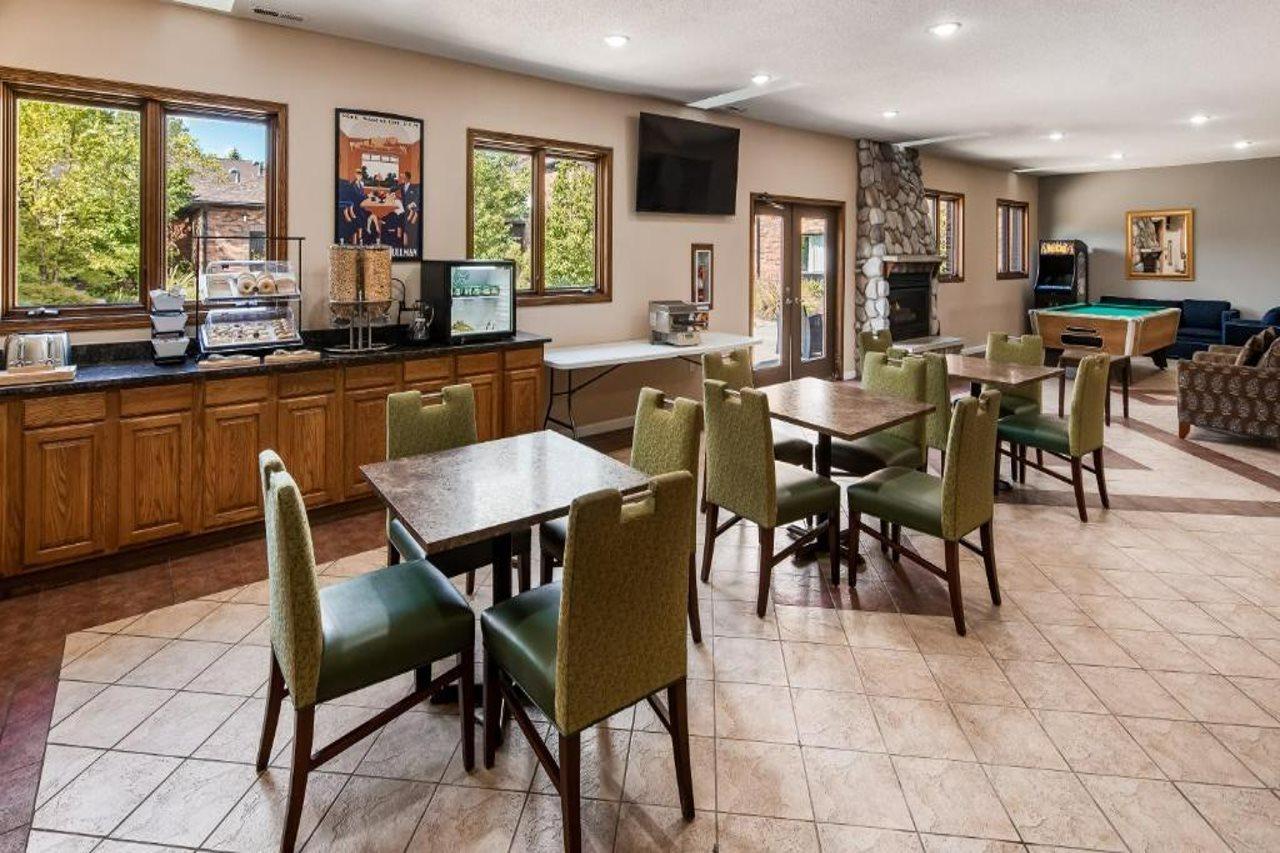 Bliss Point Inn & Suites New Buffalo Eksteriør billede